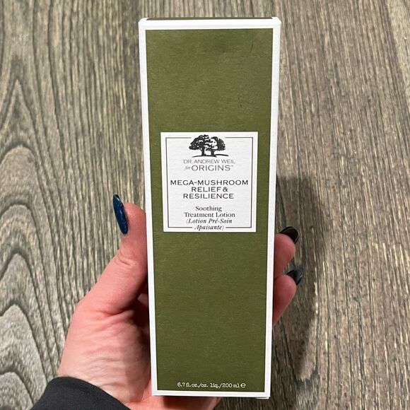 ORIGINS Mega-Mushroom Relief & Resilience Soothing Treatment Lotion 6.7 … - Picture 1 of 15